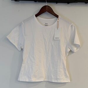 Quince Classic White Short Sleeve Waist Length Tee